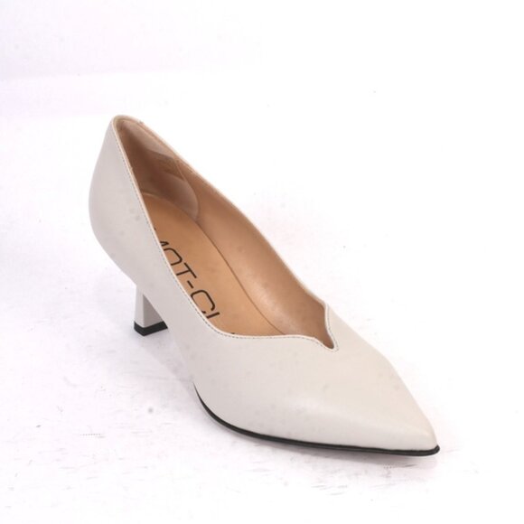 MOT-CLe 1818f Ivory Leather Pointy Pump Heel Shoes - Picture 1 of 8